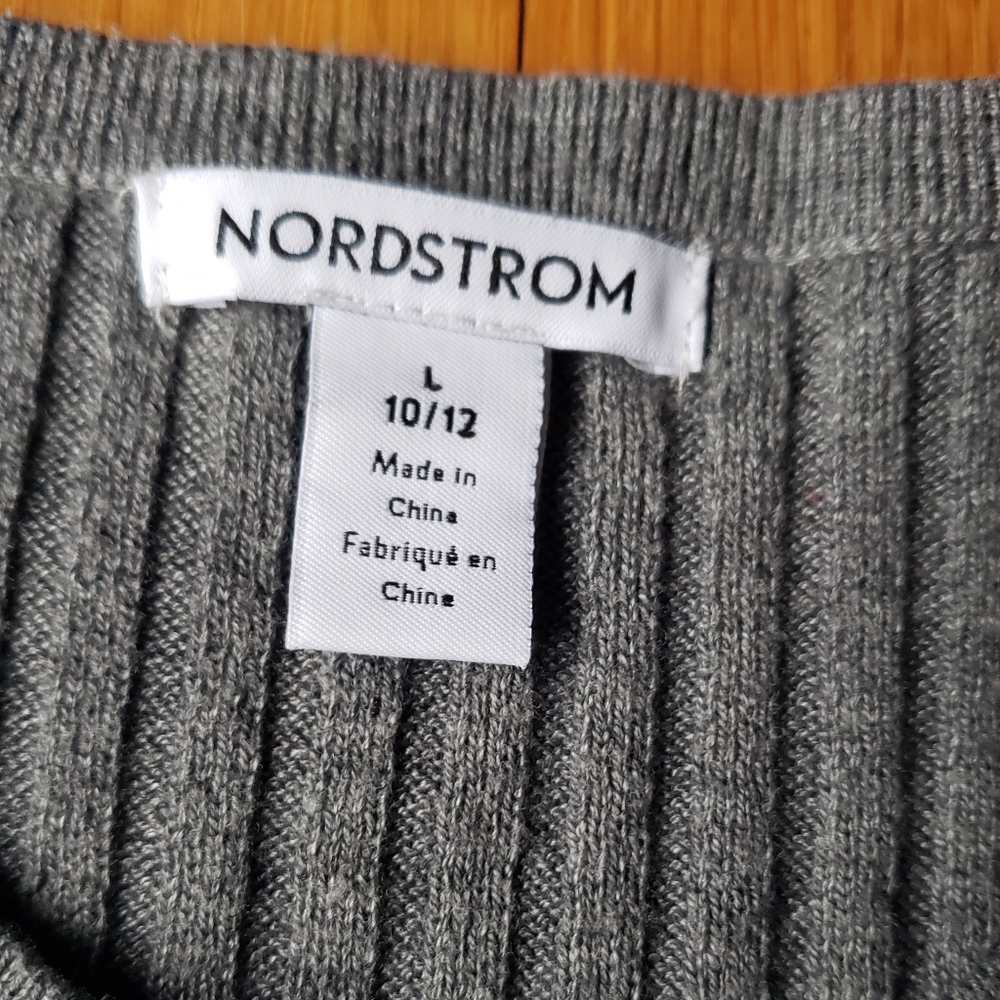 Sweater - Picture 3 of 3